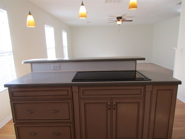 Building Photo - 2651 Sutherland Dr