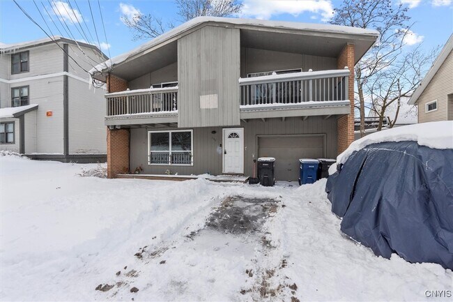 Primary Photo - 204 Ostrom Ave