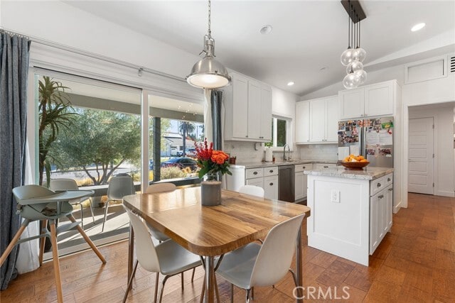 Building Photo - 4835 Almidor Ave