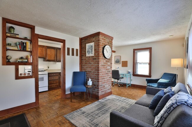 Building Photo - 1314 Michigan Ave