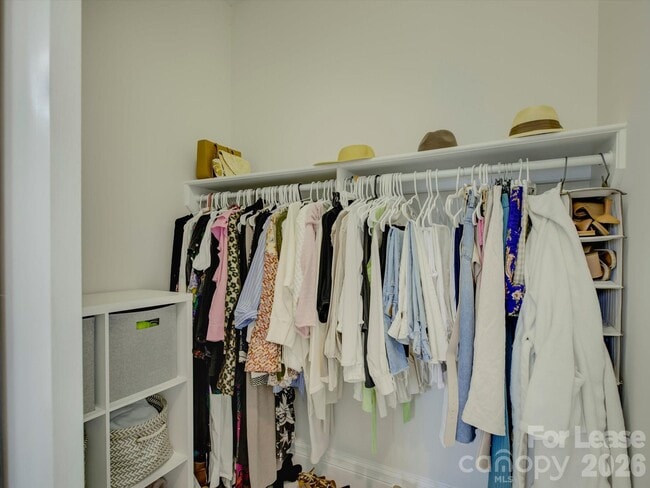 Building Photo - 3278 Park Rd