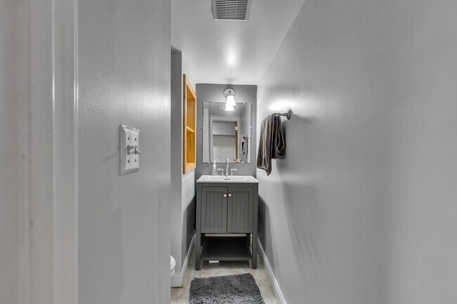 Building Photo - 1448 Patapsco St