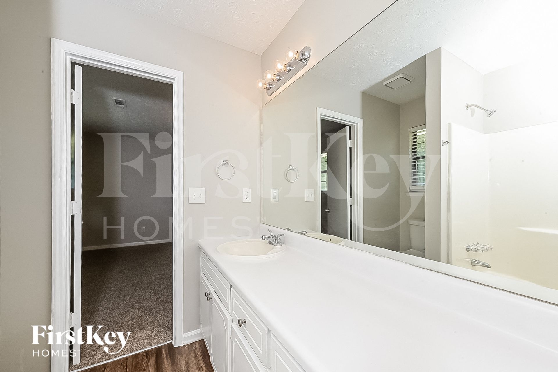 Building Photo - 185 Southmoor Cir