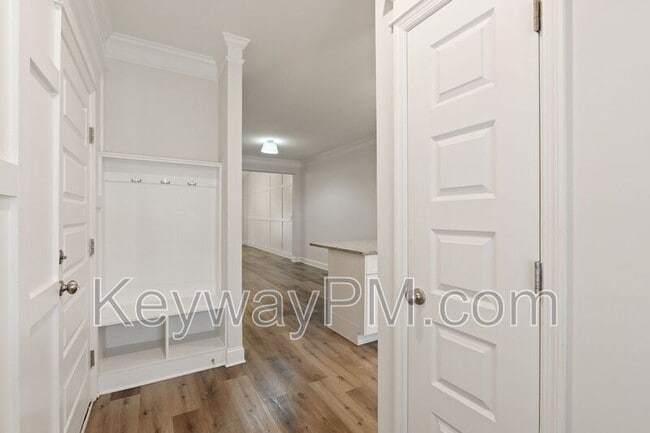 Building Photo - 314 Sumac Trail