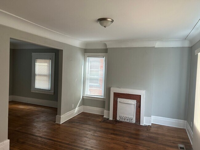 Building Photo - 81 Woodland St