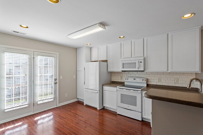 Building Photo - 10028 Blackwell Drive - 1