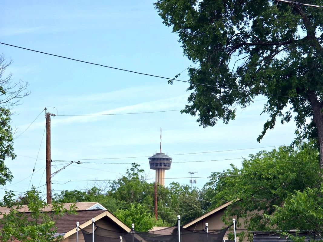 Building Photo - 911 Florida