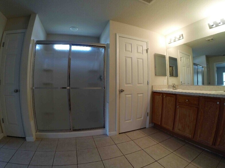 Building Photo - 5525 SW 40th St