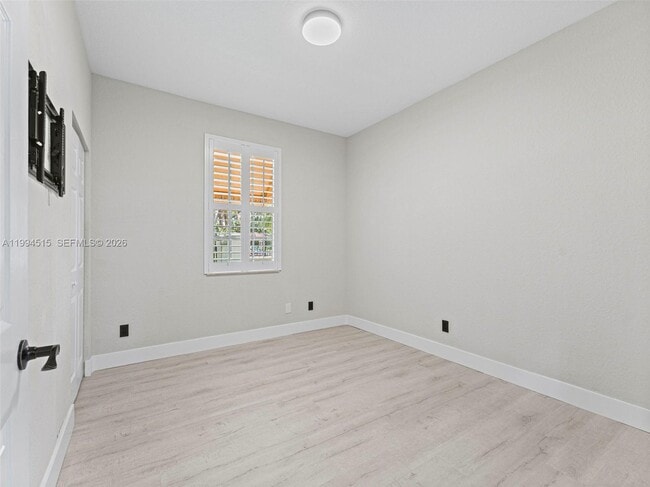 Building Photo - 4851 Bonsai Cir