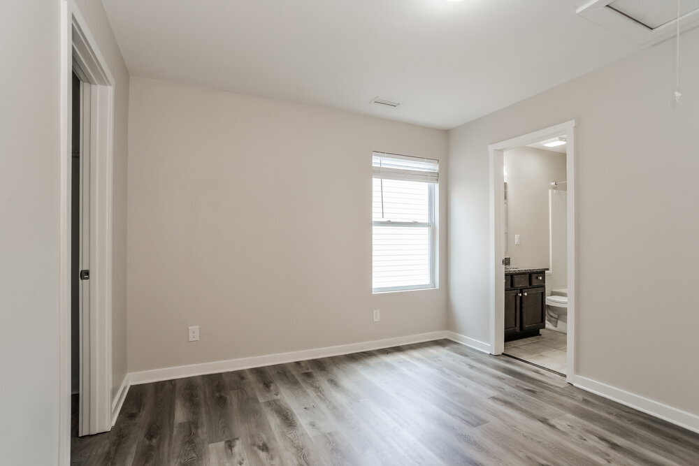 Building Photo - 1048 Joselynn Drive