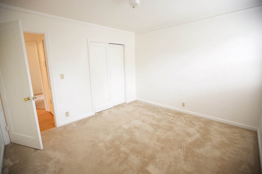 Bedroom 1 - 1409 NE 71st Ave