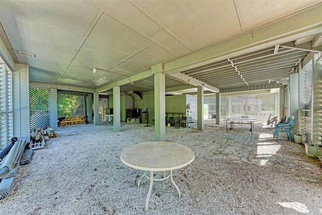 Building Photo - 7520 Manasota Key Rd