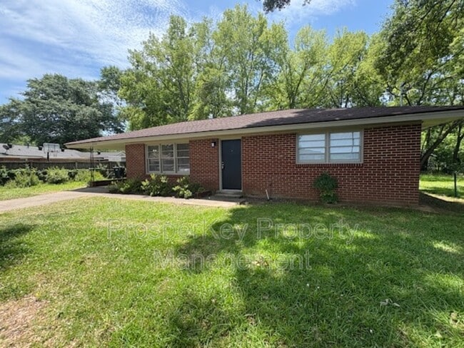 Building Photo - 2722 Blan St