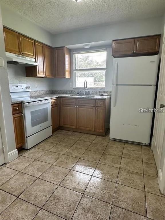Building Photo - 709 Bryon Ct