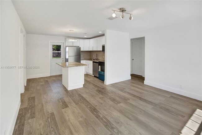 Building Photo - 2311 Fletcher St