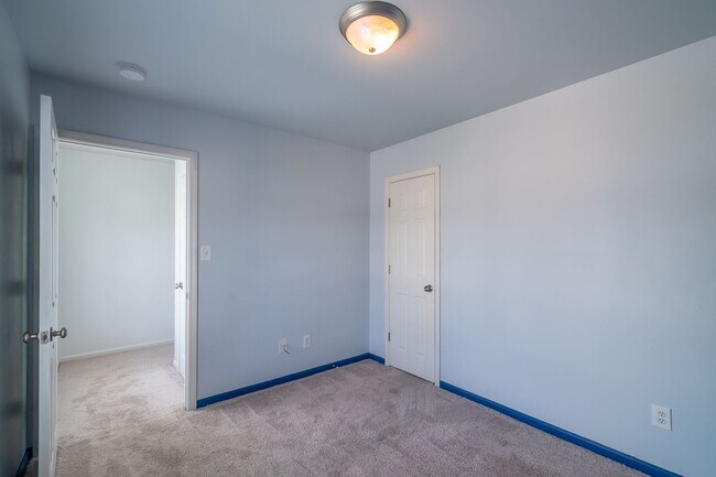Building Photo - 1053 Brianna Way