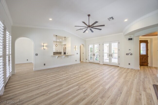 Building Photo - 12050 Whitehills St