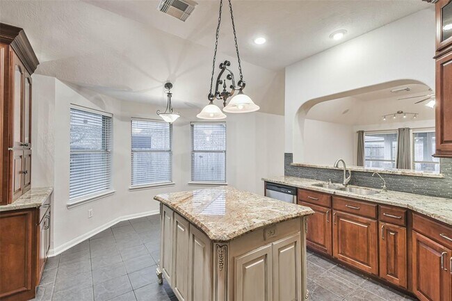 Building Photo - 20942 Wind Field Ln