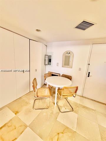 Building Photo - 9595 Collins Ave