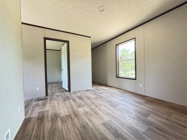 Building Photo - 277 Elm Forest Loop
