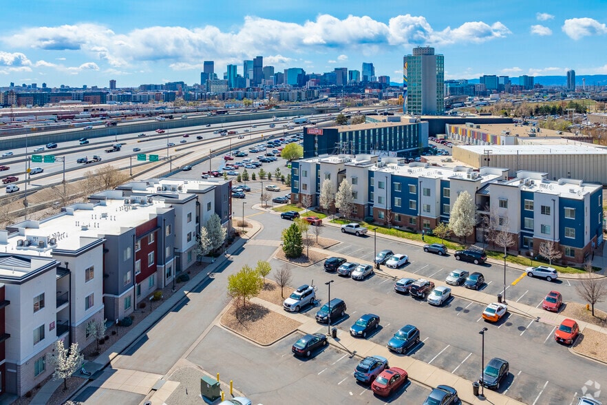 Primary Photo - Villas