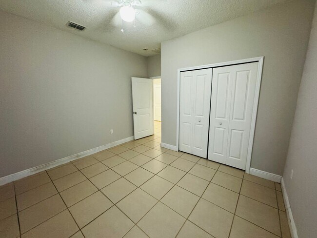Building Photo - Spacious 4BR/2BA Home with Modern Upgrades – Rent Ready!!!