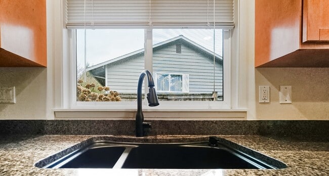 Building Photo - Charming High Woodlands Home in a Quiet Cul-de-Sac