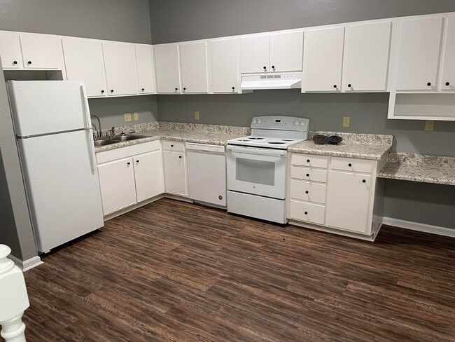 Building Photo - 2003 N Meridian Rd