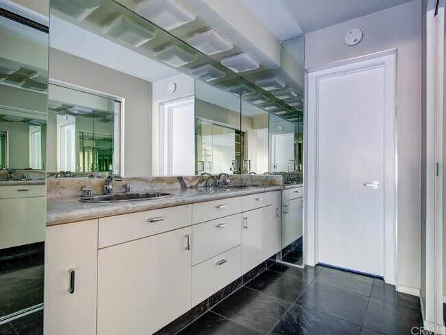 Building Photo - 27780 Inverness-