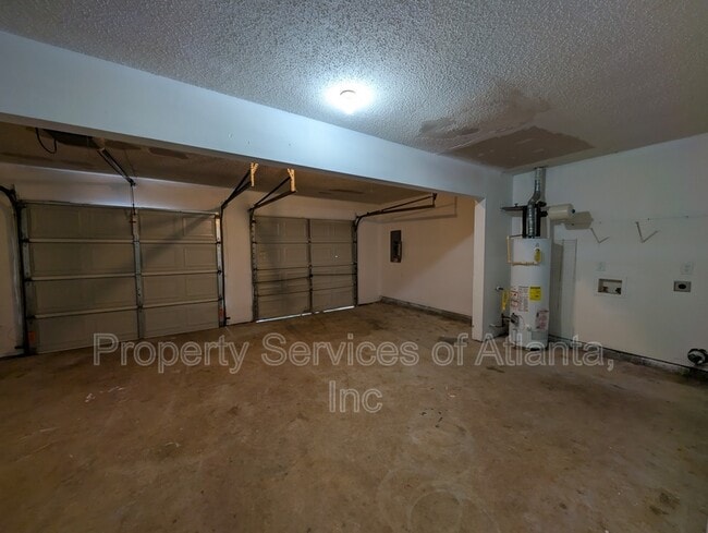 Building Photo - 7300 New Dale Rd