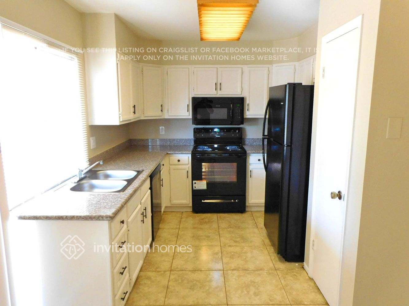 Building Photo - 6014 S 41st Pl