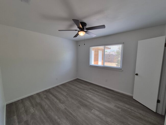 Building Photo - 4815 8th St