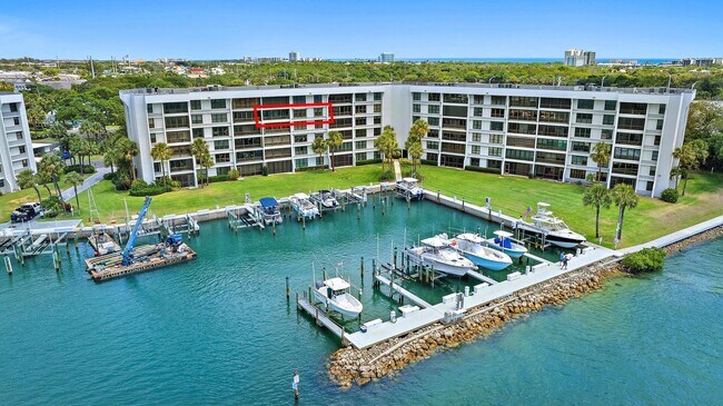 Building Photo - 1748 Jupiter Cove Dr