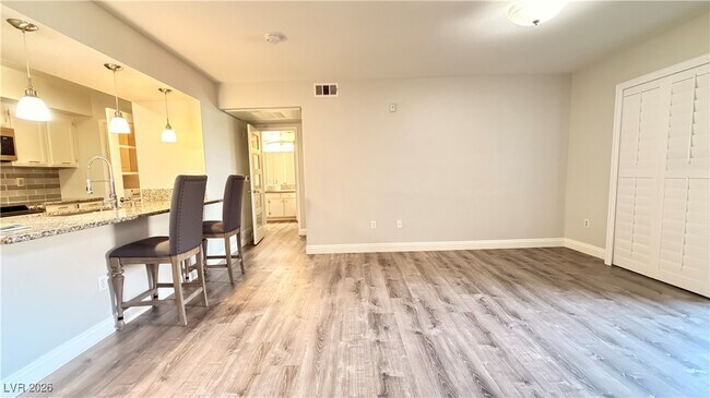 Building Photo - 6650 W Warm Springs Rd