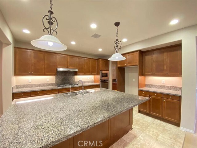 Building Photo - 6430 Sheffield St