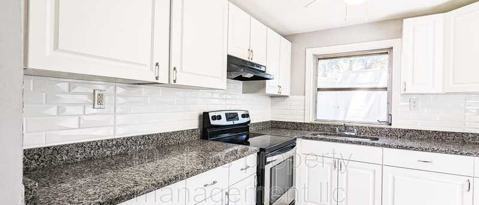 Building Photo - 1521 41st Ave N