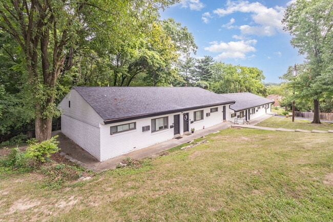 Building Photo - 2841 Cypress Way