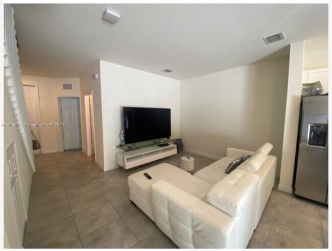 Building Photo - 10622 W 33rd Way