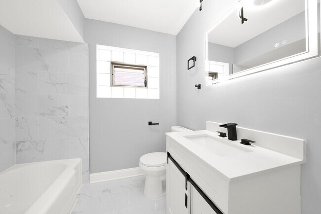 Building Photo - 7245 S Washtenaw Ave.