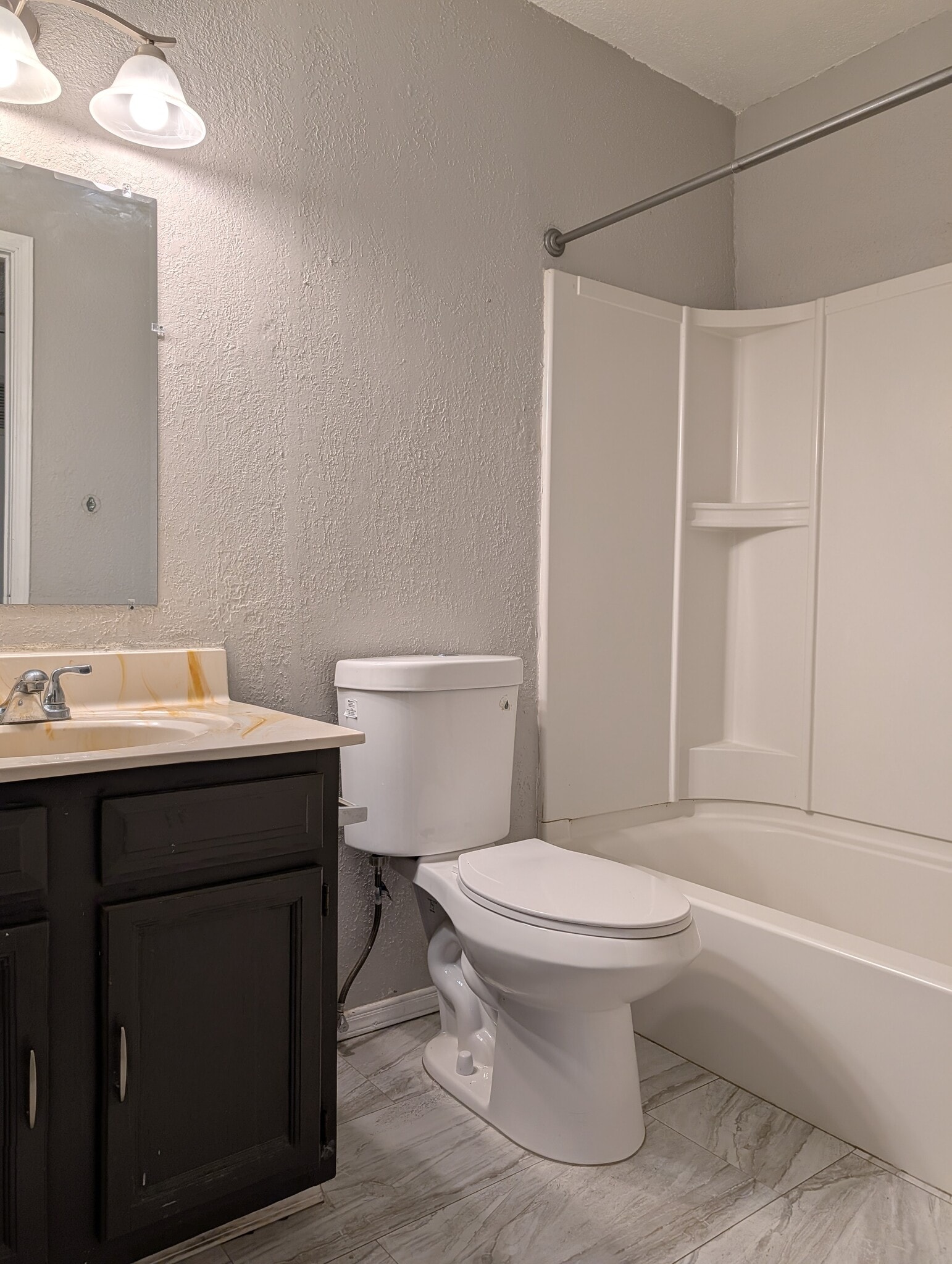 Building Photo - 11600 Marsh McCall Way