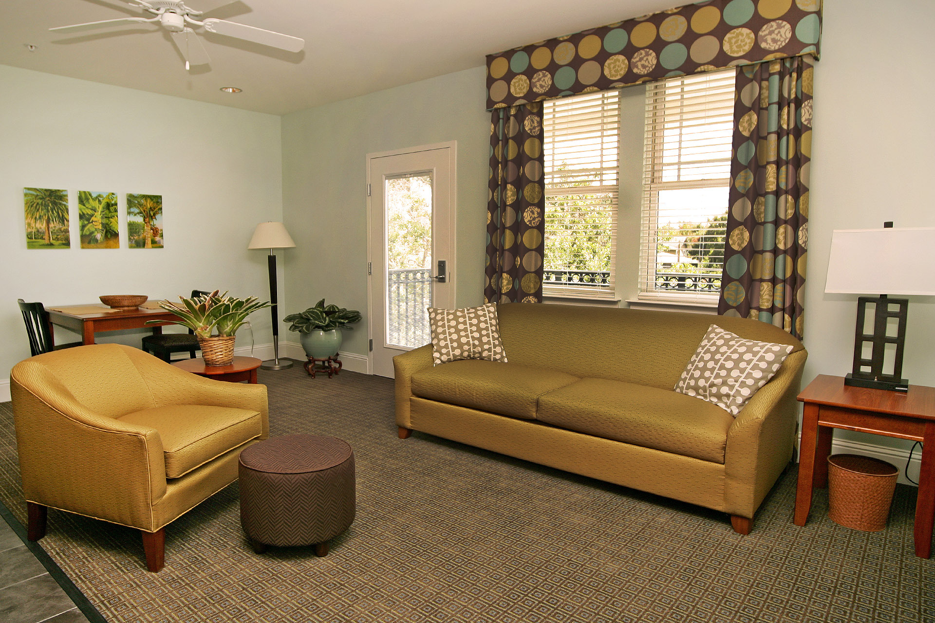 Building Photo - 1303 Main St N