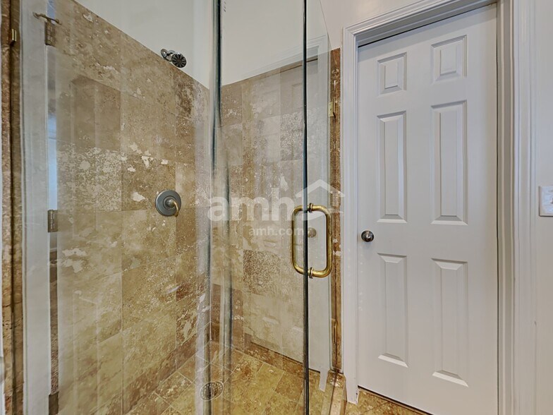 Building Photo - 2809 Waterstone Ct