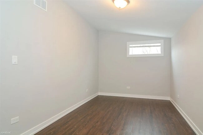 Building Photo - 1922 N Rockwell St