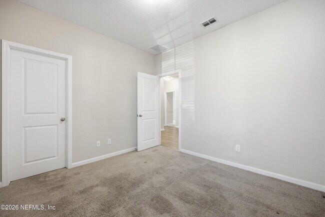 Building Photo - 321 Beale Ave