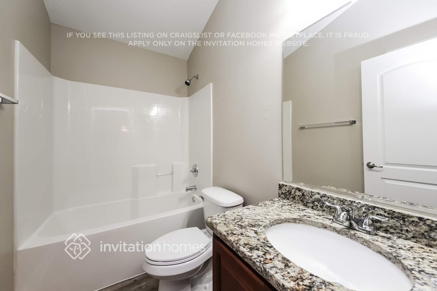 Building Photo - 1297 Alaqua Way