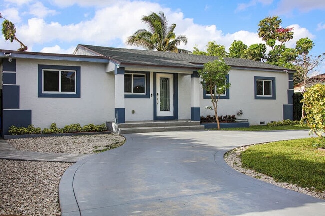 Building Photo - 7313 SW 16th Terrace