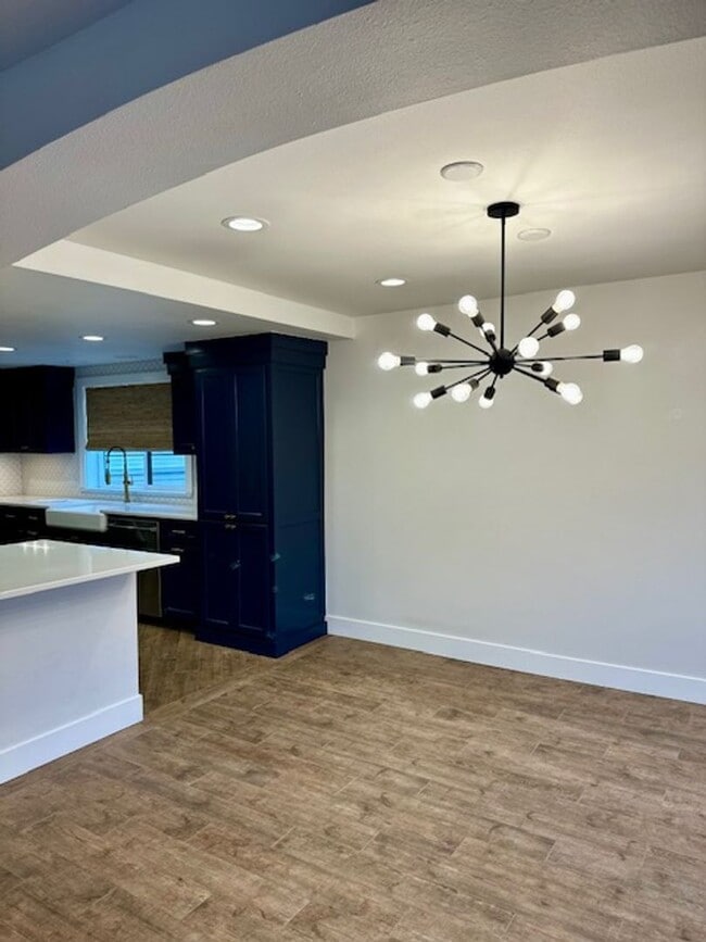 Building Photo - Riverfront Gated 2 Bedroom Luxury Condo!!