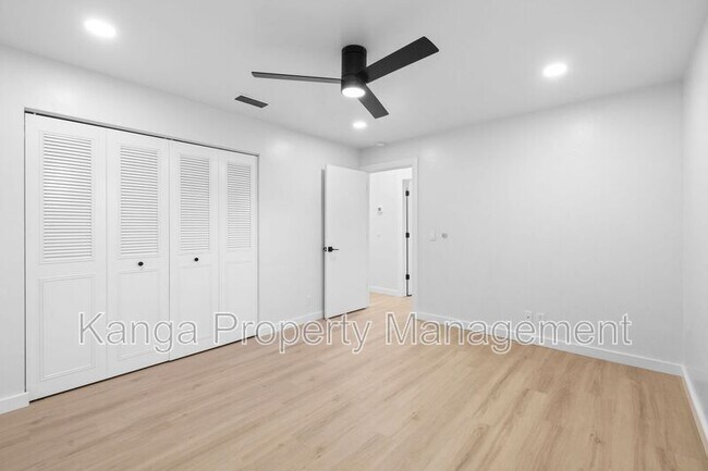 Building Photo - 800 Tropic Blvd
