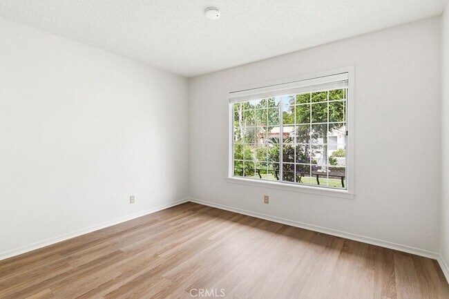 Building Photo - 24031 Olivera Dr