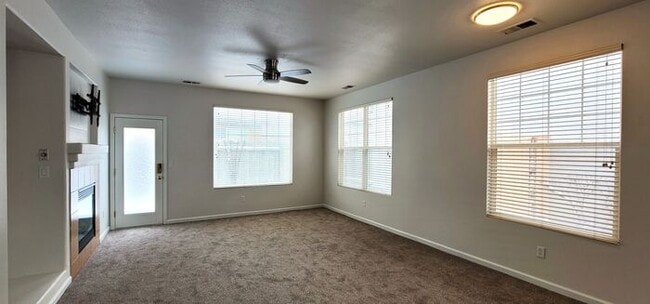Building Photo - Single-Story 3 Bed, 2 Bath Home in Gated Double Diamond Community – Pool, Gym & 2-Car Garage
